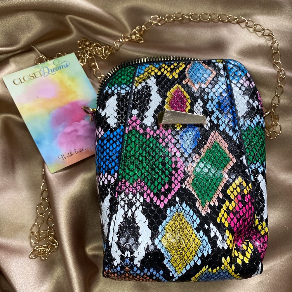 Cross body bag